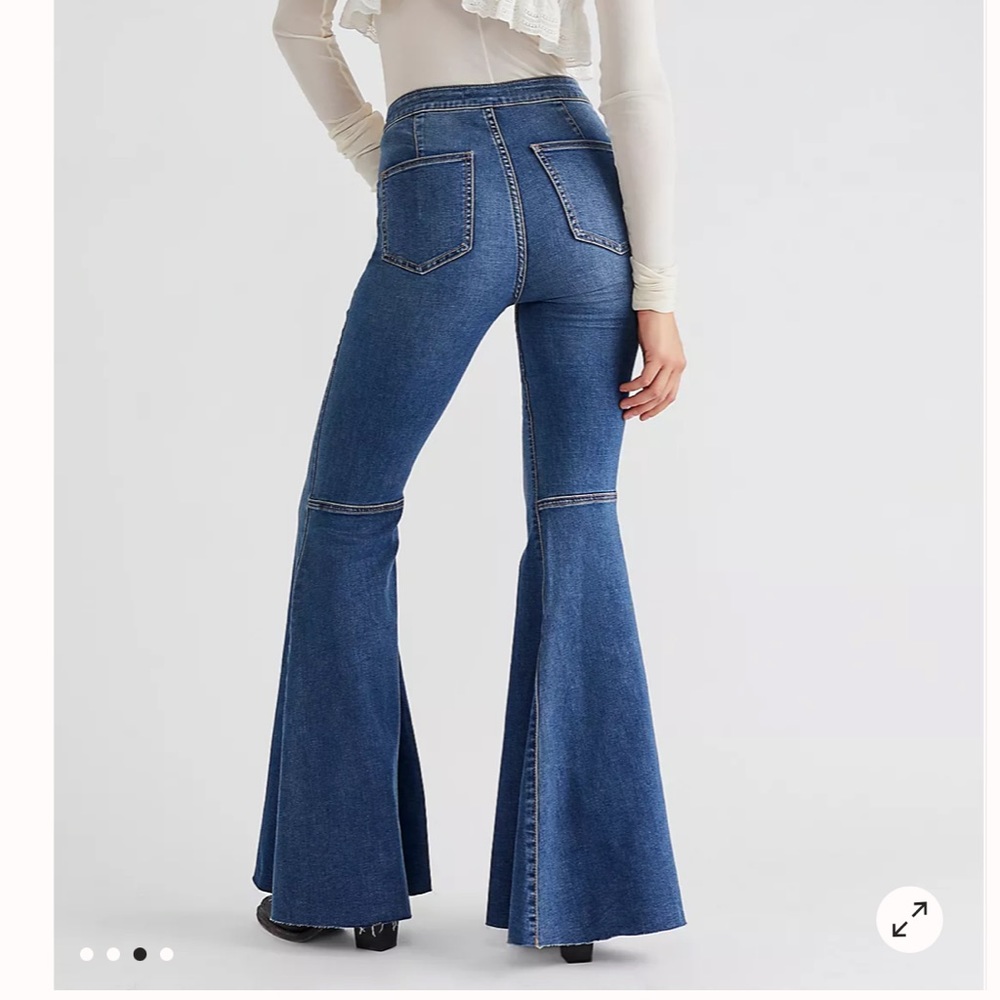 FREE PEOPLE JUST FLOAT ON FLARE JEANS SIZE 26